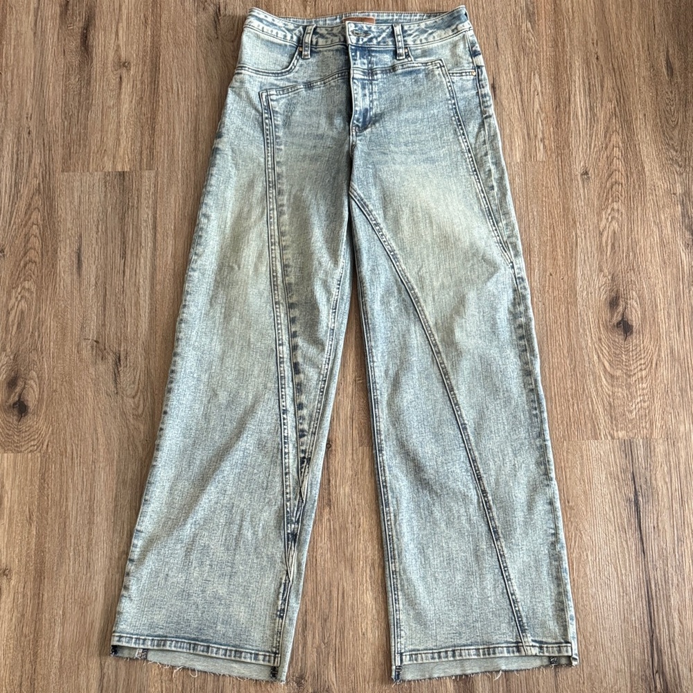 Kut from the Kloth Flare Jeans in Light Blue